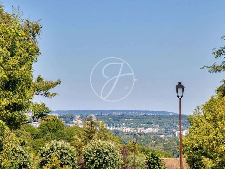 Apartment Louveciennes - 4 bedrooms - 224m²