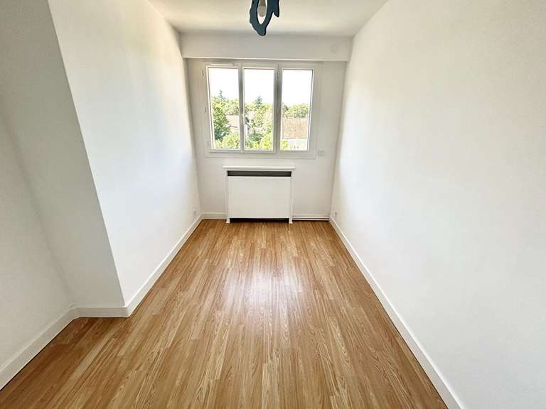 Maison Louveciennes - 6 chambres - 181m²