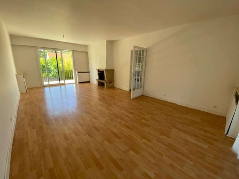 Maison Louveciennes - 6 chambres - 181m²