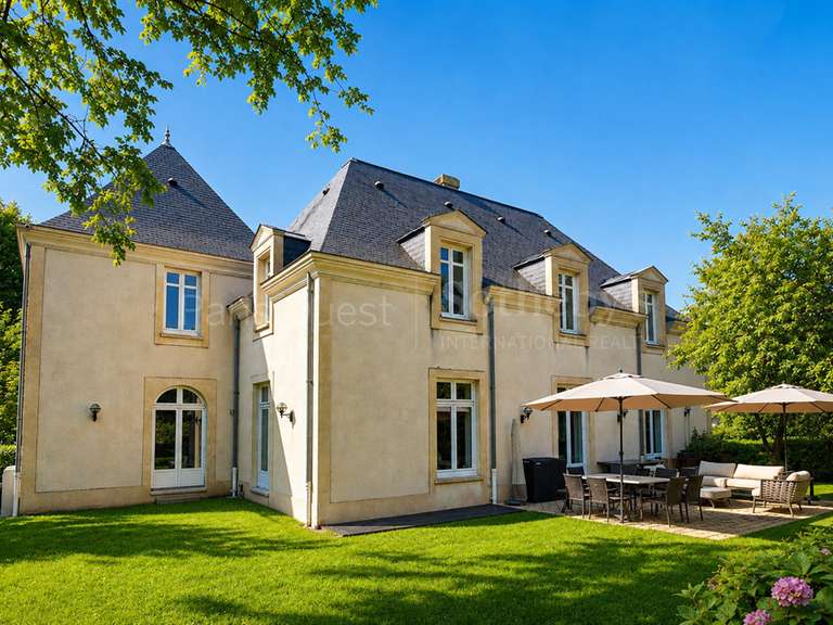House Louveciennes - 5 bedrooms - 333m²