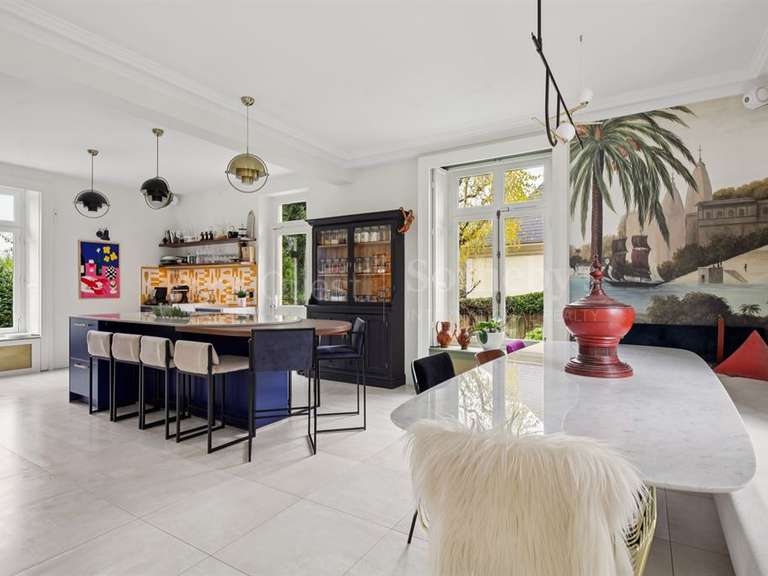 Maison Louveciennes - 5 chambres - 333m²