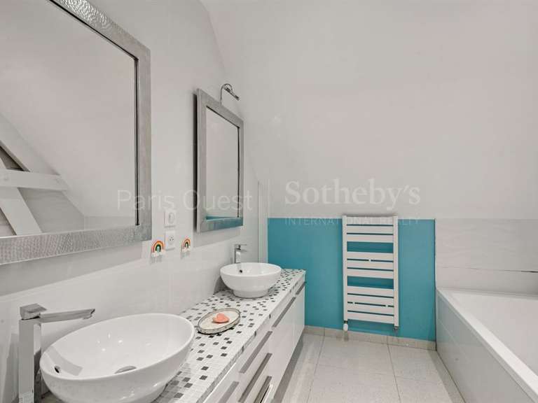 Maison Louveciennes - 5 chambres - 333m²