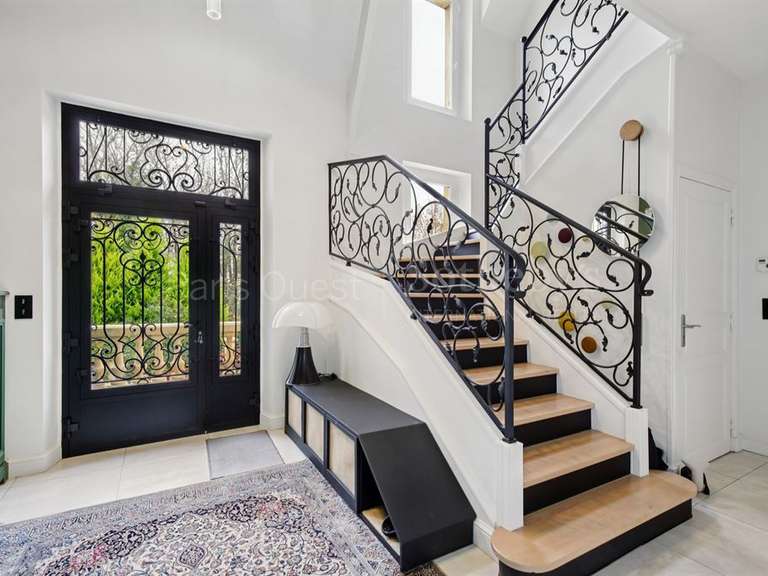 Maison Louveciennes - 5 chambres - 333m²