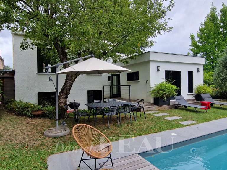 Maison Louveciennes - 4 chambres - 158m²