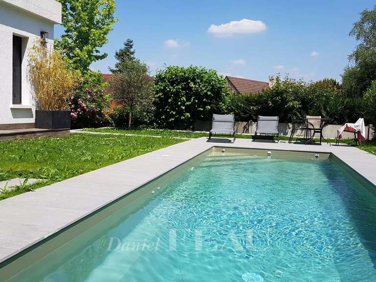 Maison Louveciennes - 4 chambres - 158m²