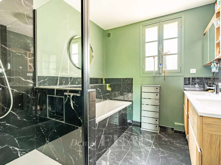 Maison Louveciennes - 6 chambres - 260m²