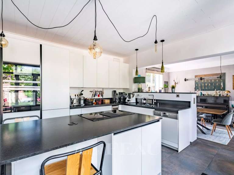 Maison Louveciennes - 6 chambres - 260m²