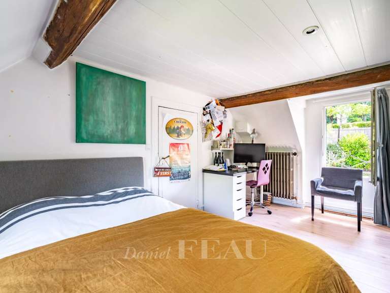 Maison Louveciennes - 6 chambres - 260m²