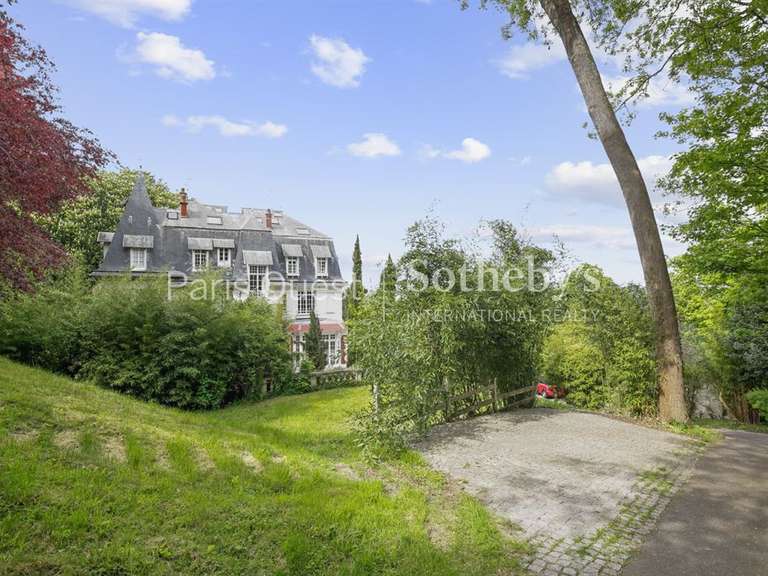 Maison Louveciennes - 6 chambres - 413m²