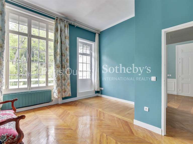 Maison Louveciennes - 6 chambres - 413m²