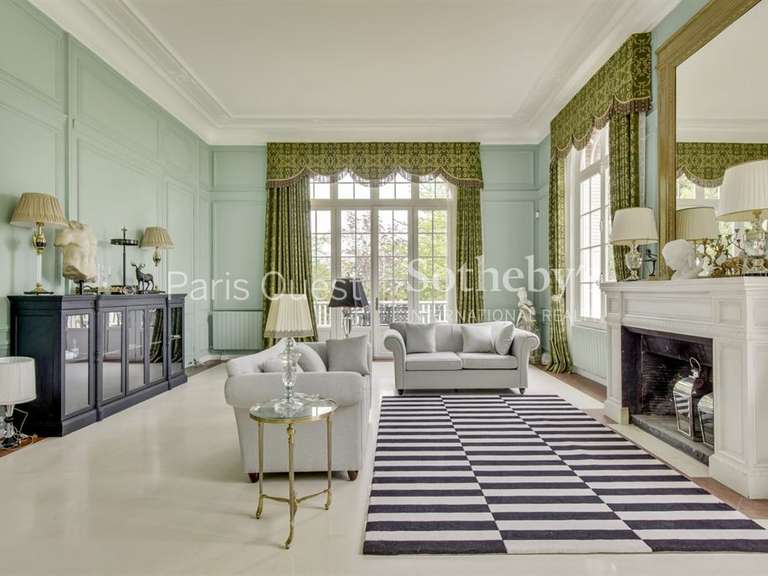 Maison Louveciennes - 6 chambres - 413m²