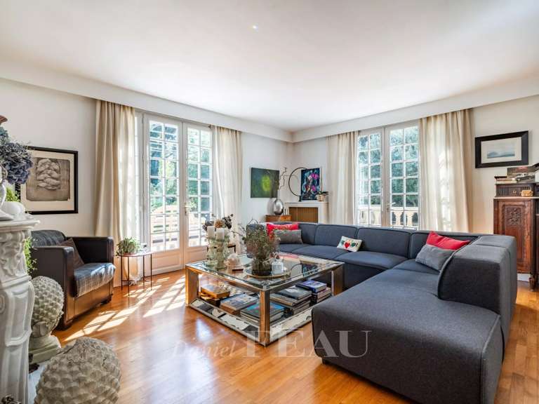 Maison Louveciennes - 5 chambres - 269m²