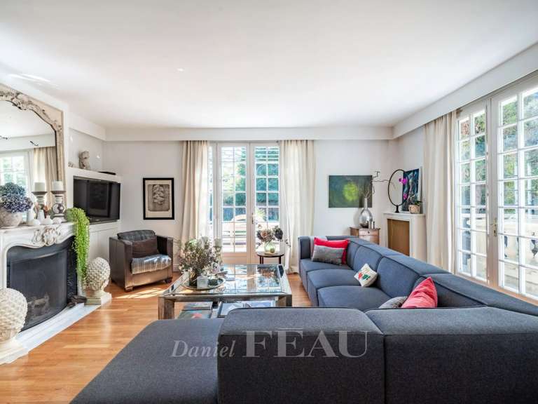Maison Louveciennes - 5 chambres - 269m²