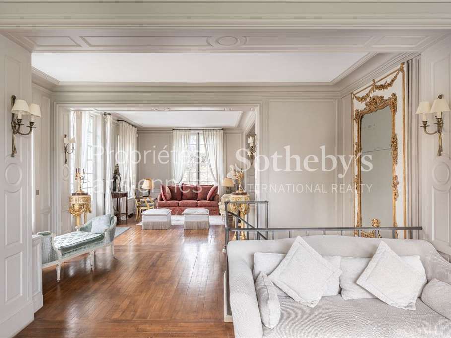 House Louveciennes