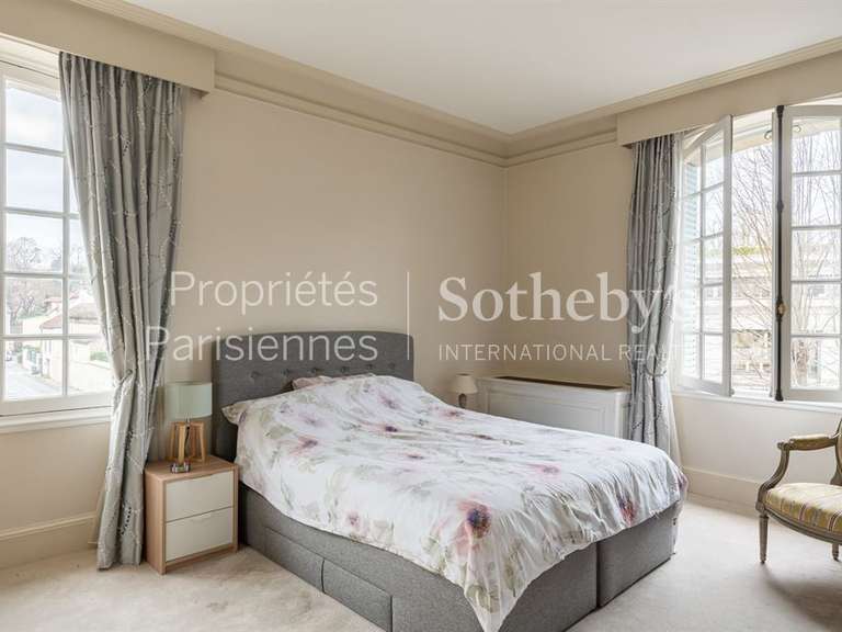 House Louveciennes - 4 bedrooms - 790m²