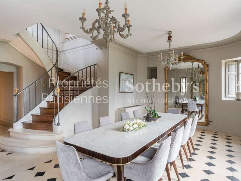 House Louveciennes - 4 bedrooms - 790m²
