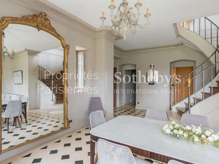 House Louveciennes - 4 bedrooms - 790m²