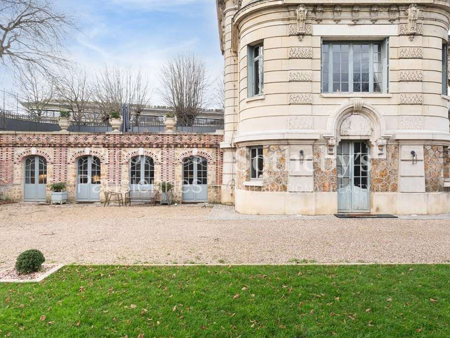 House Louveciennes