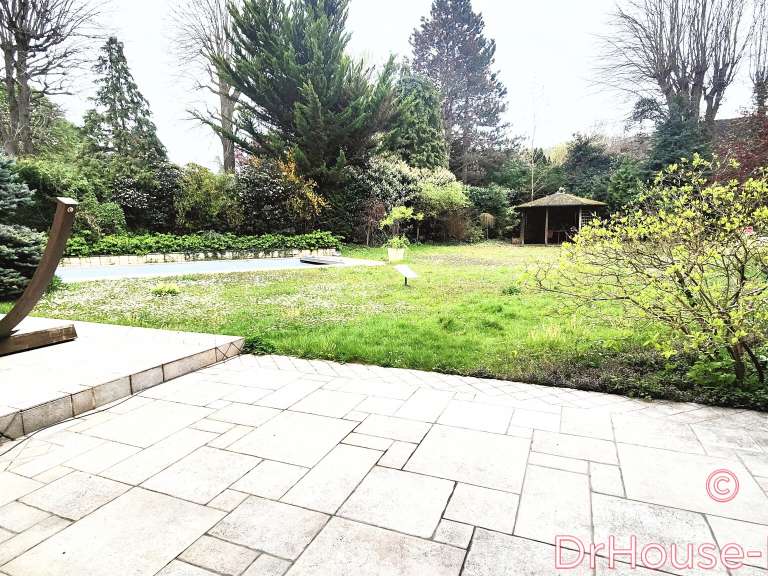 Villa Louveciennes - 5 chambres - 600m²