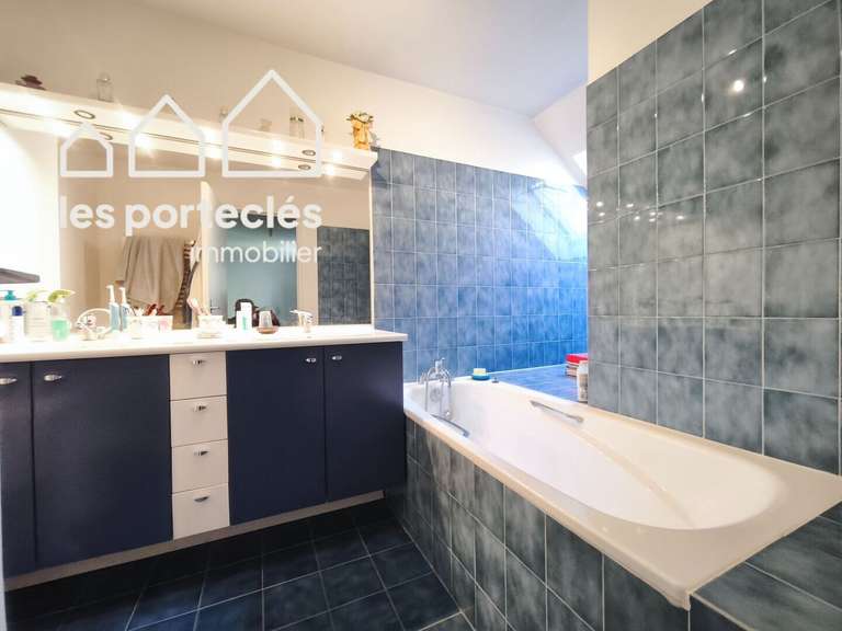 Villa Louveciennes - 5 chambres - 179m²