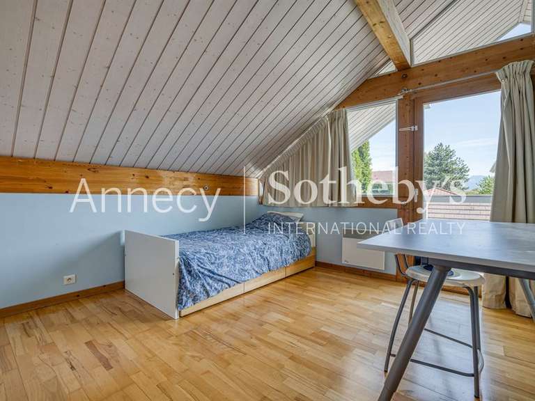 Maison Lovagny - 4 chambres - 166m²