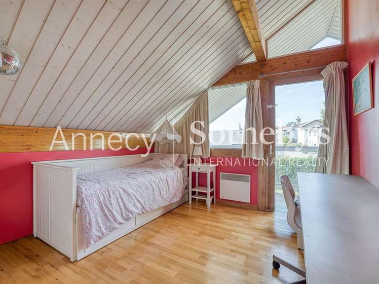 Maison Lovagny - 4 chambres - 166m²