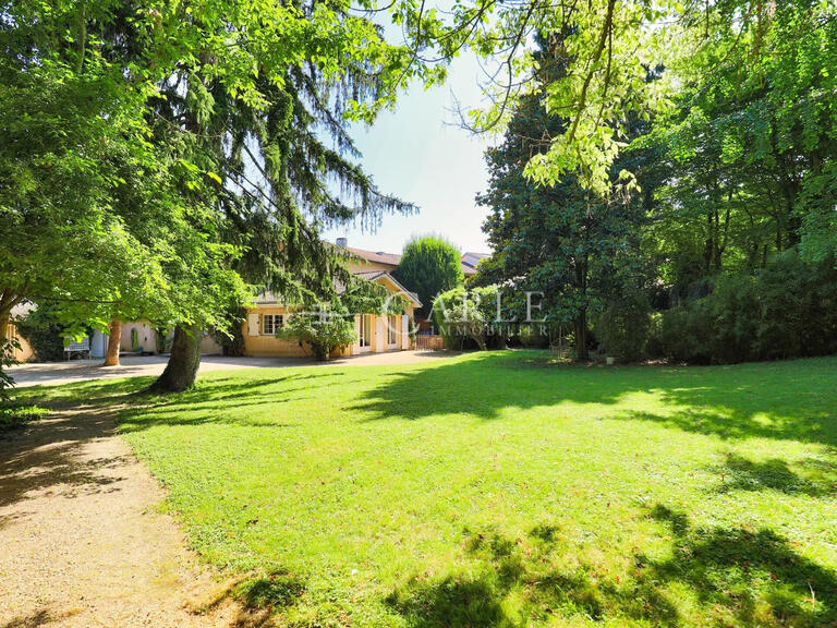 Maison Loyettes - 4 chambres - 330m²