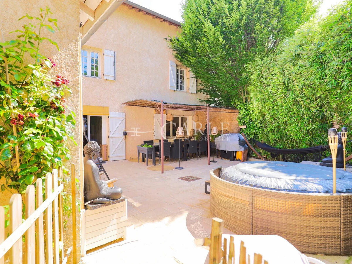 Maison Loyettes