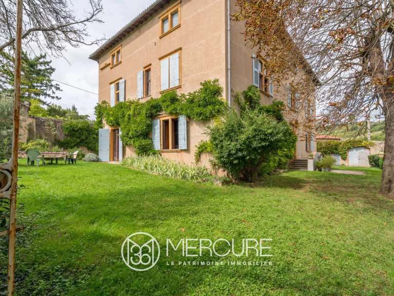 Propriété Lozanne - 7 chambres - 707m²