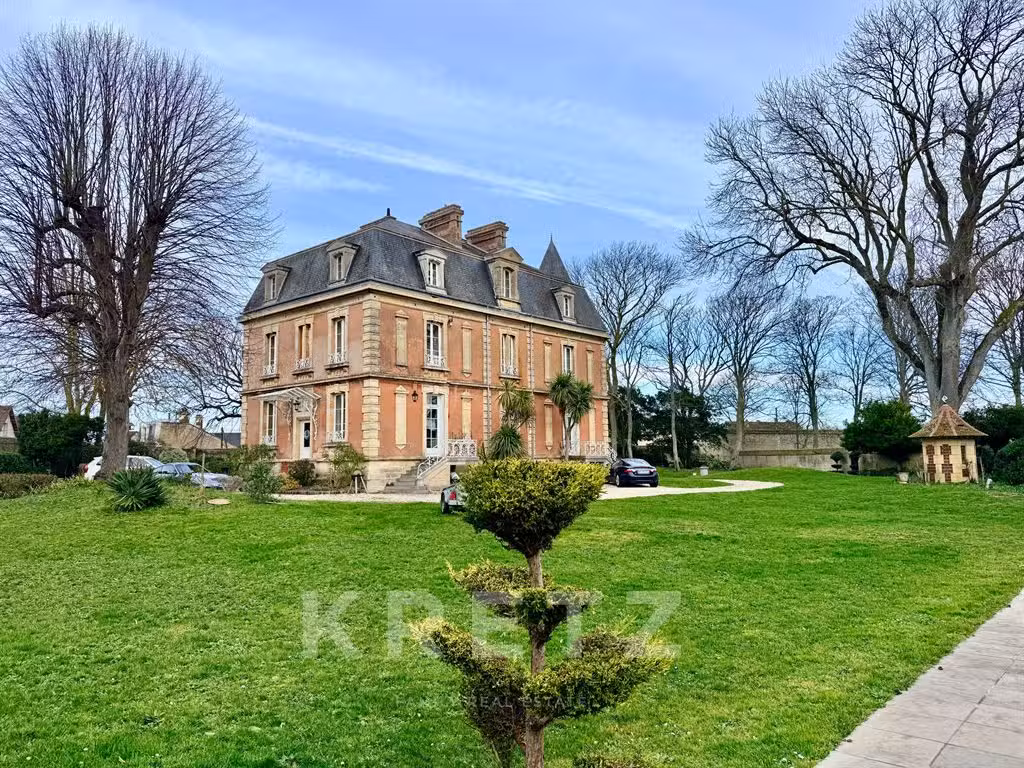 Château Luc-sur-Mer