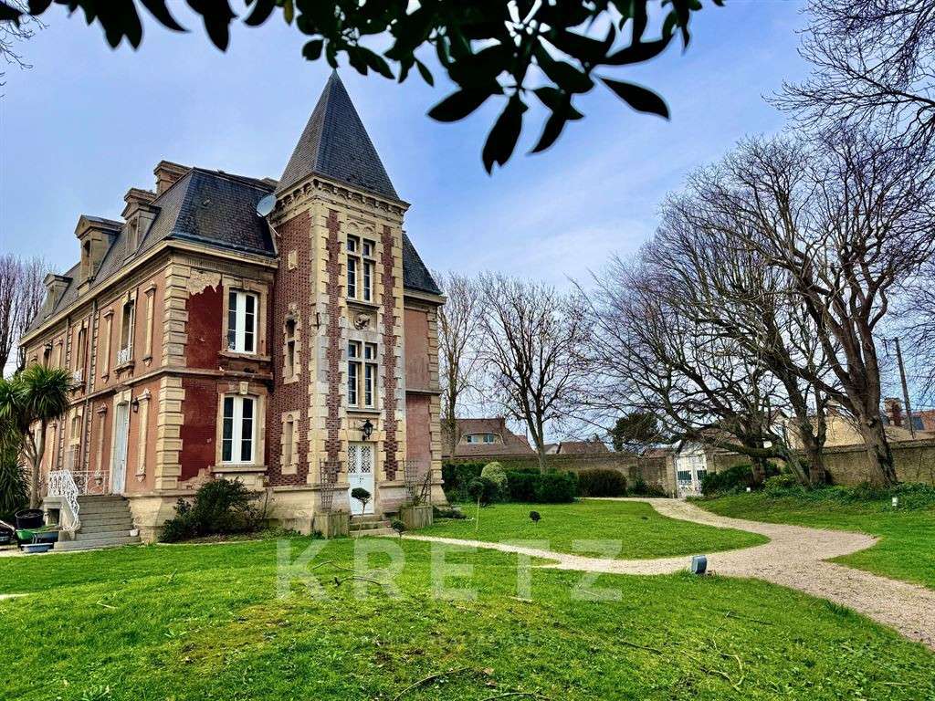 Château Luc-sur-Mer