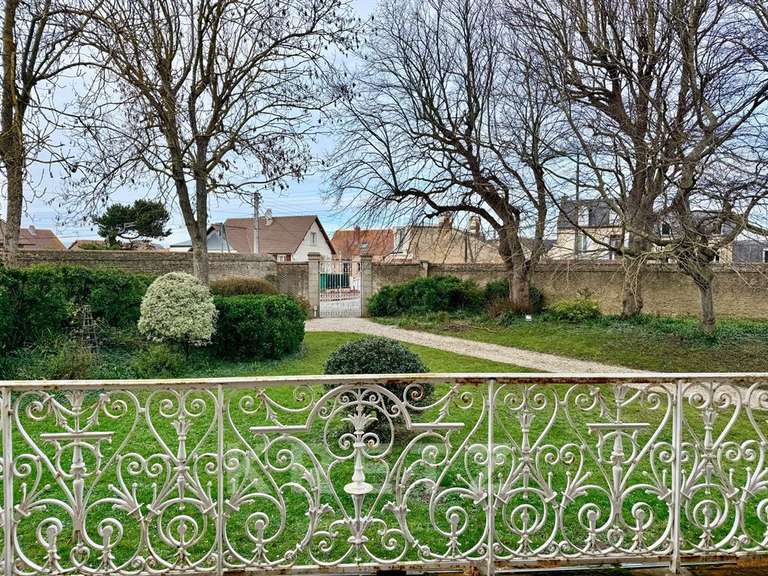 Château Luc-sur-Mer - 5 chambres - 400m²