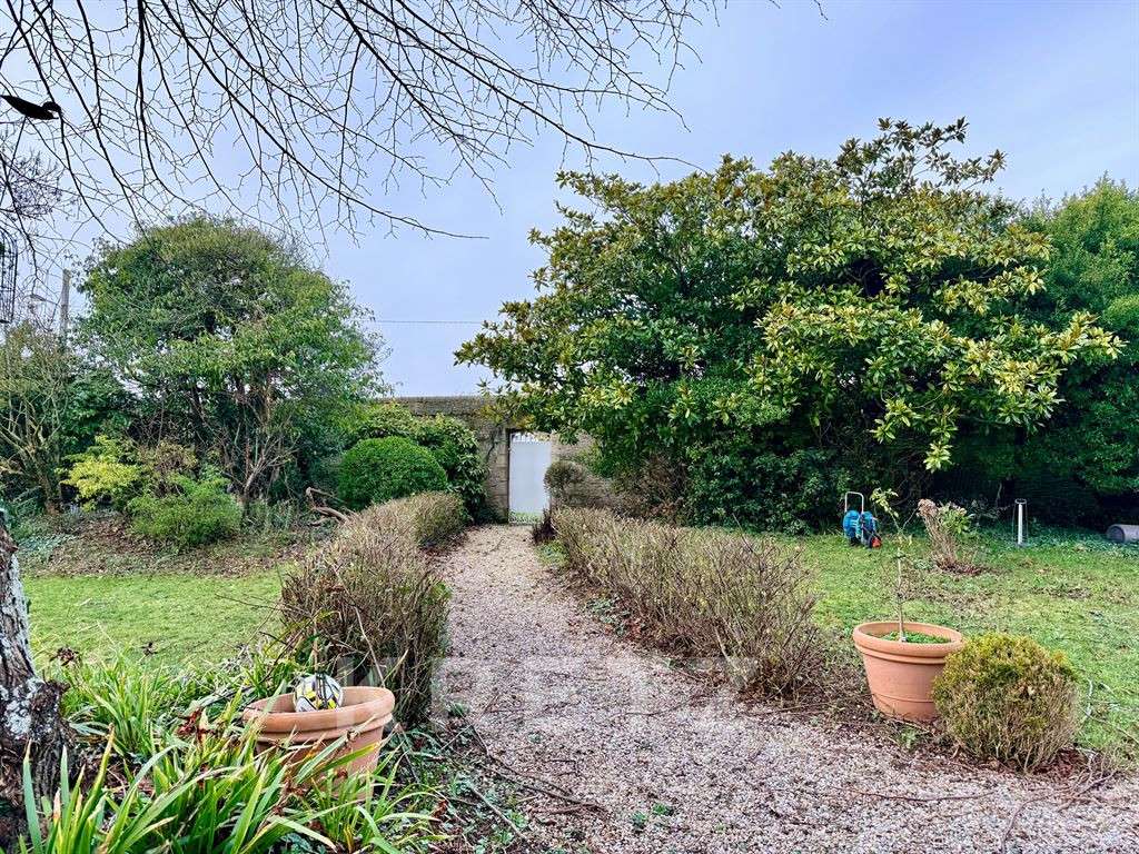 Château Luc-sur-Mer