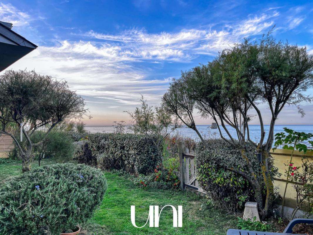 Villa Luc-sur-Mer