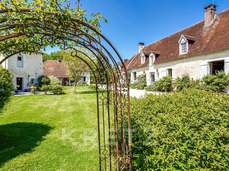 Maison Luçay-le-Mâle - 13 chambres - 1580m²