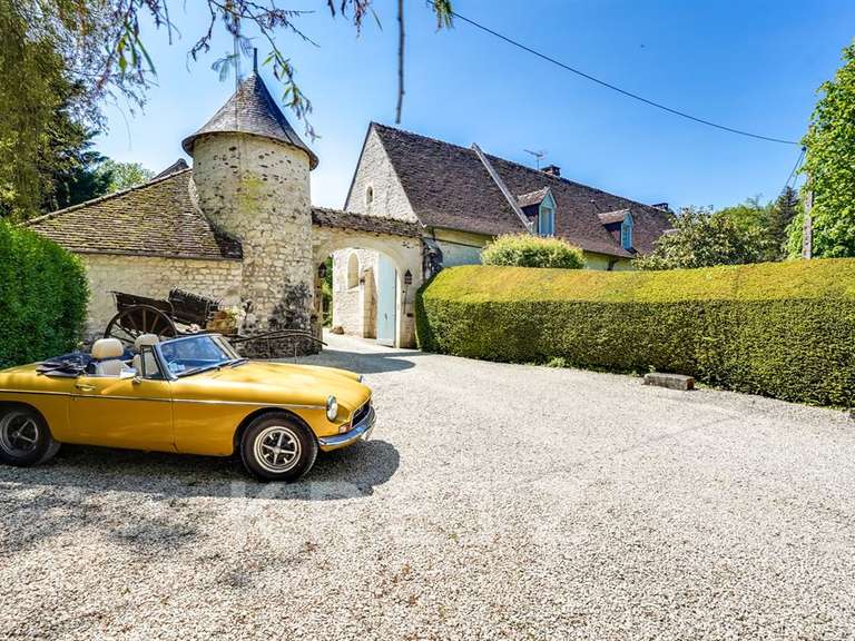 Maison Luçay-le-Mâle - 13 chambres - 1580m²