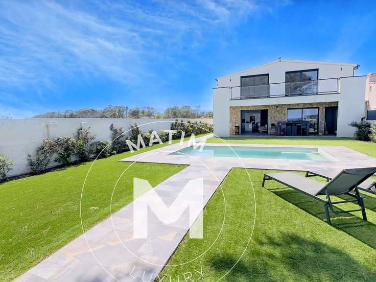 Villa avec Vue sur mer Lucciana - 6 chambres - 336m²