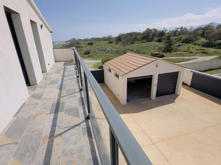 Villa avec Vue sur mer Lucciana - 6 chambres - 336m²
