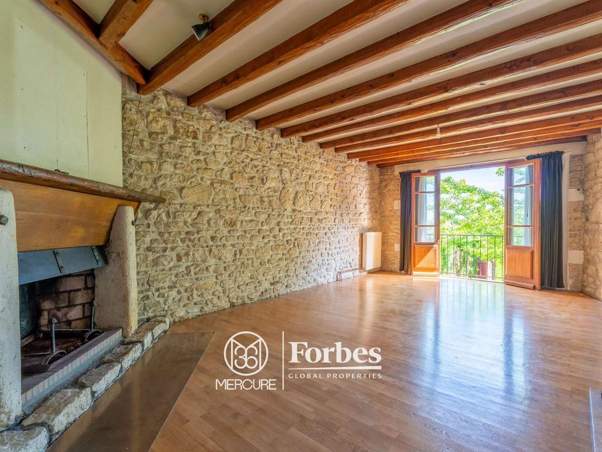 House Lucenay