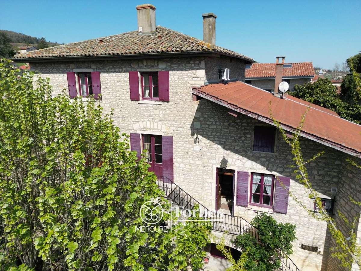 House Lucenay