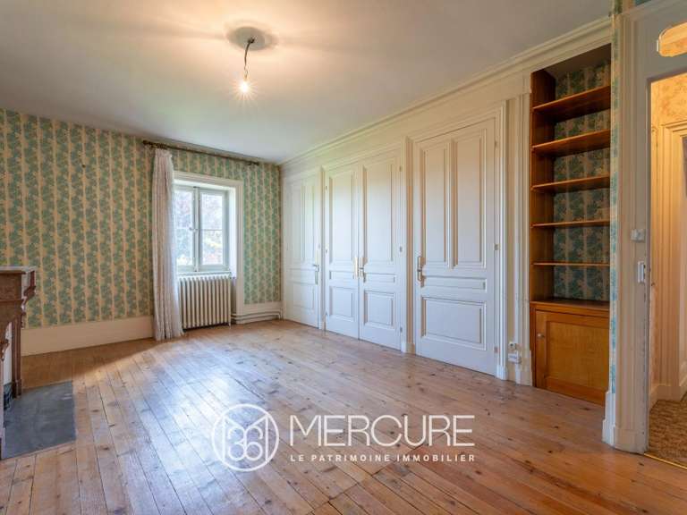 Maison Lucenay - 4 chambres - 339m²