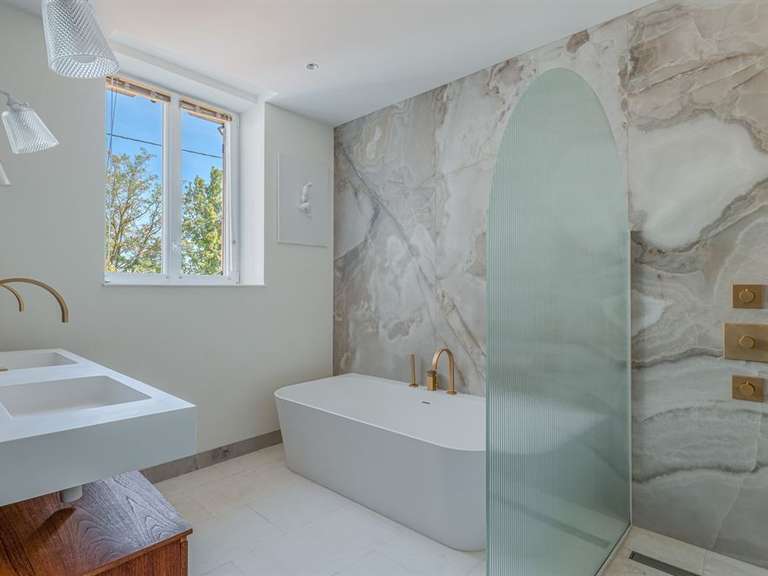 Mill Lucenay - 4 bedrooms - 476m²