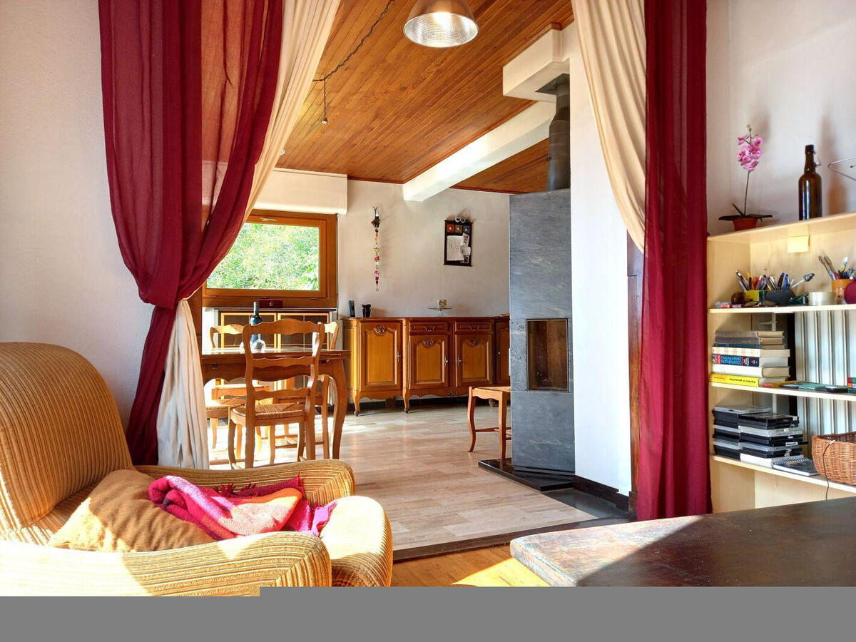 House Lucinges