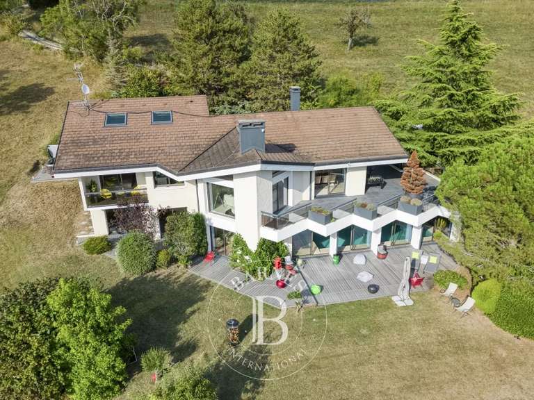 Maison Lucinges - 4 chambres - 420m²