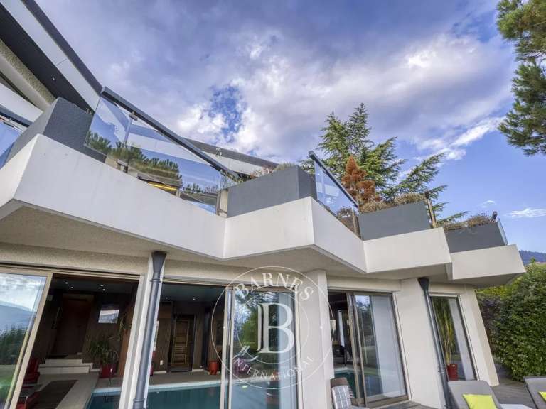 Maison Lucinges - 4 chambres - 420m²