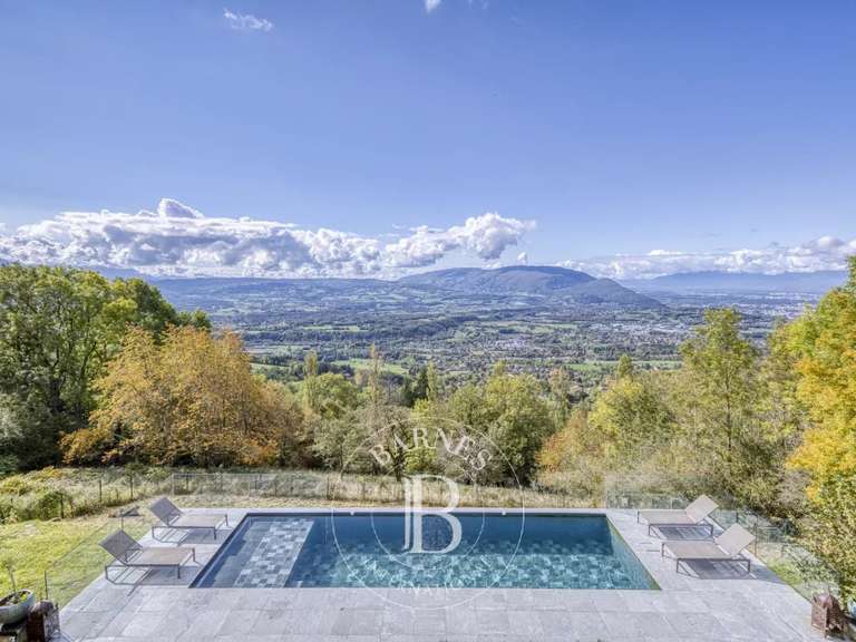 Maison Lucinges - 4 chambres - 474m²