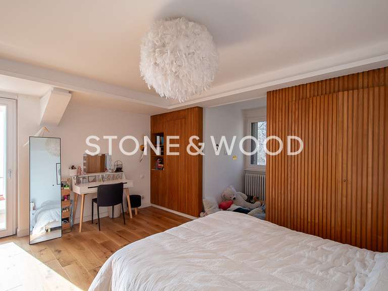 Villa Lucinges - 5 chambres - 246m²