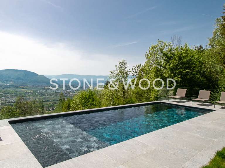 Villa Lucinges - 5 chambres - 246m²