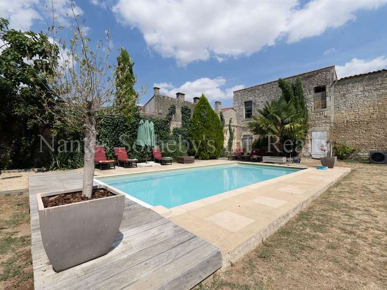 Maison Luçon - 5 chambres - 280m²