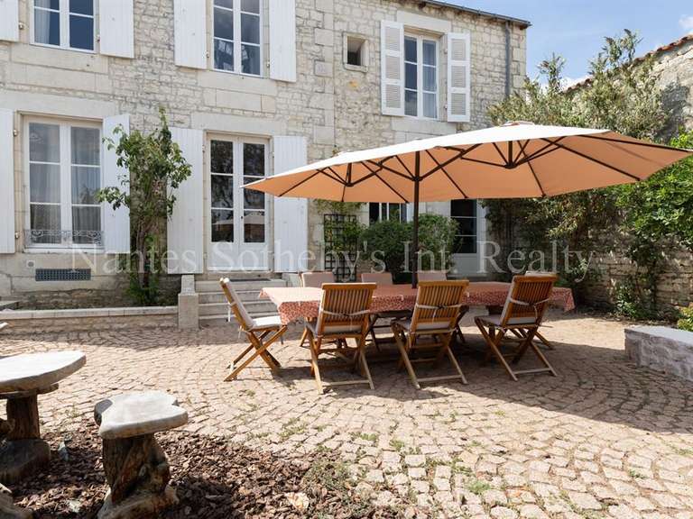 Maison Luçon - 5 chambres - 280m²